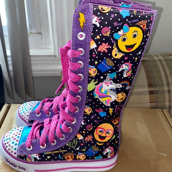 High top sketchers Clearance